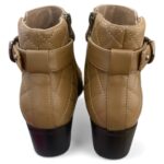 後編格仔中踭靴