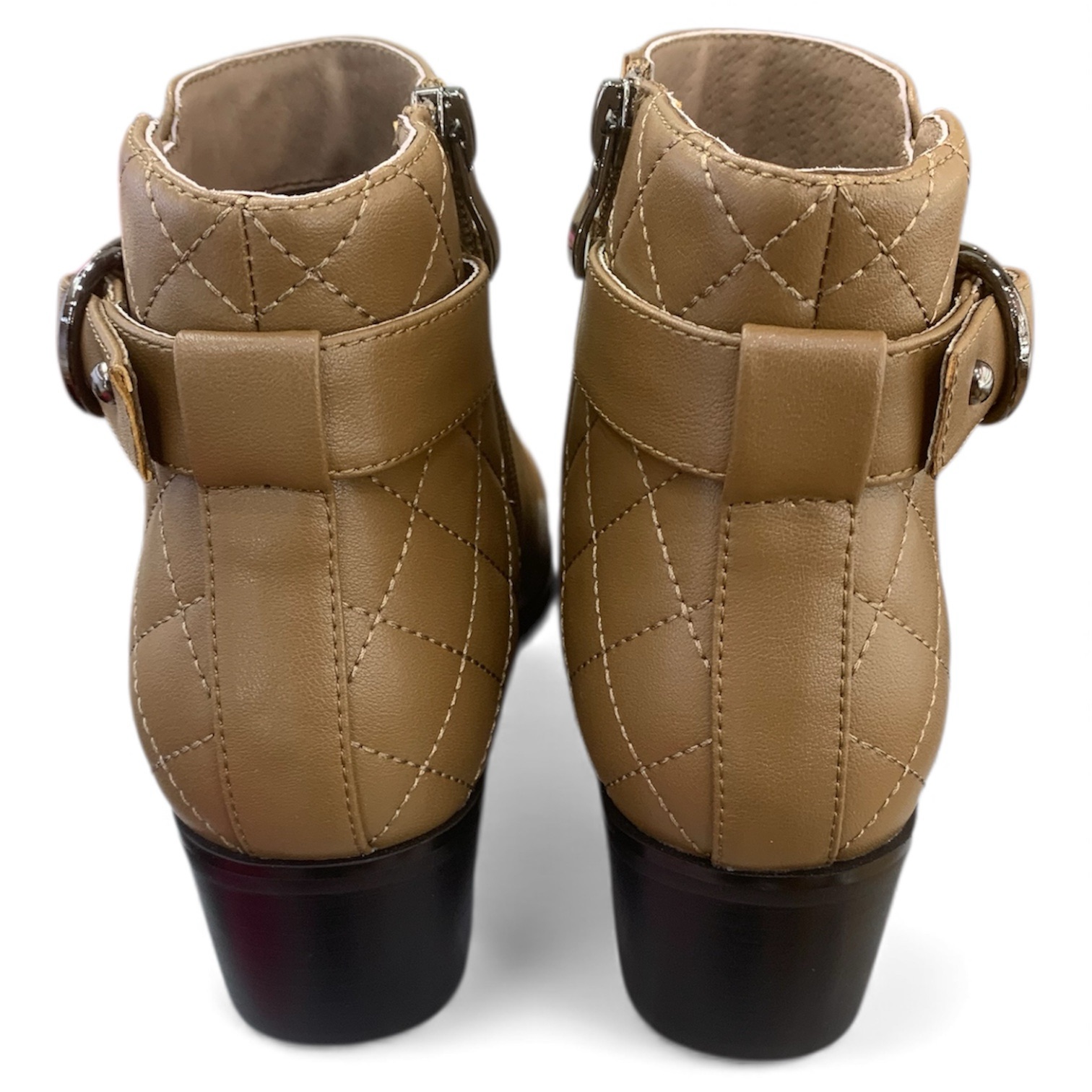 後編格仔中踭靴