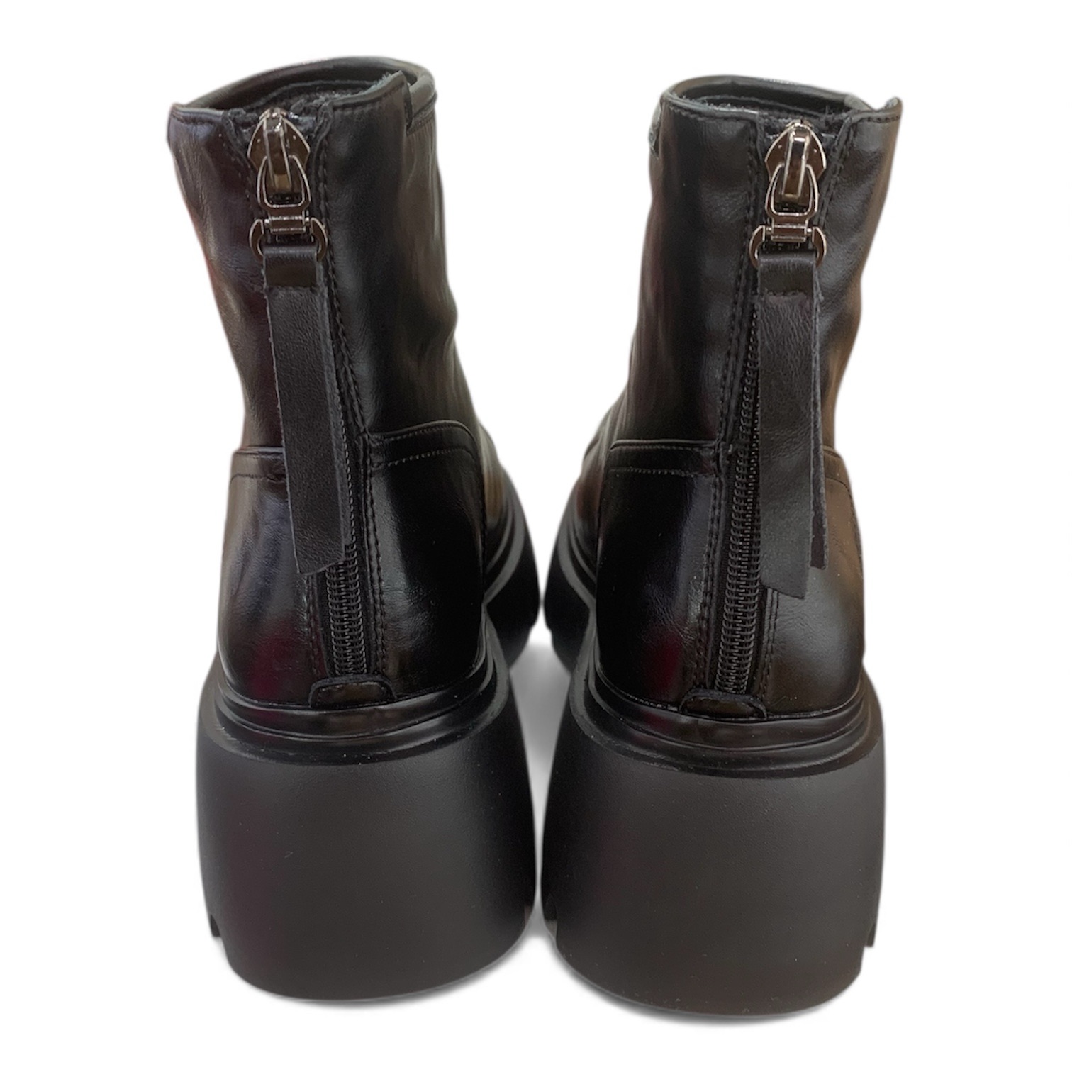 輕身厚底修腳靴