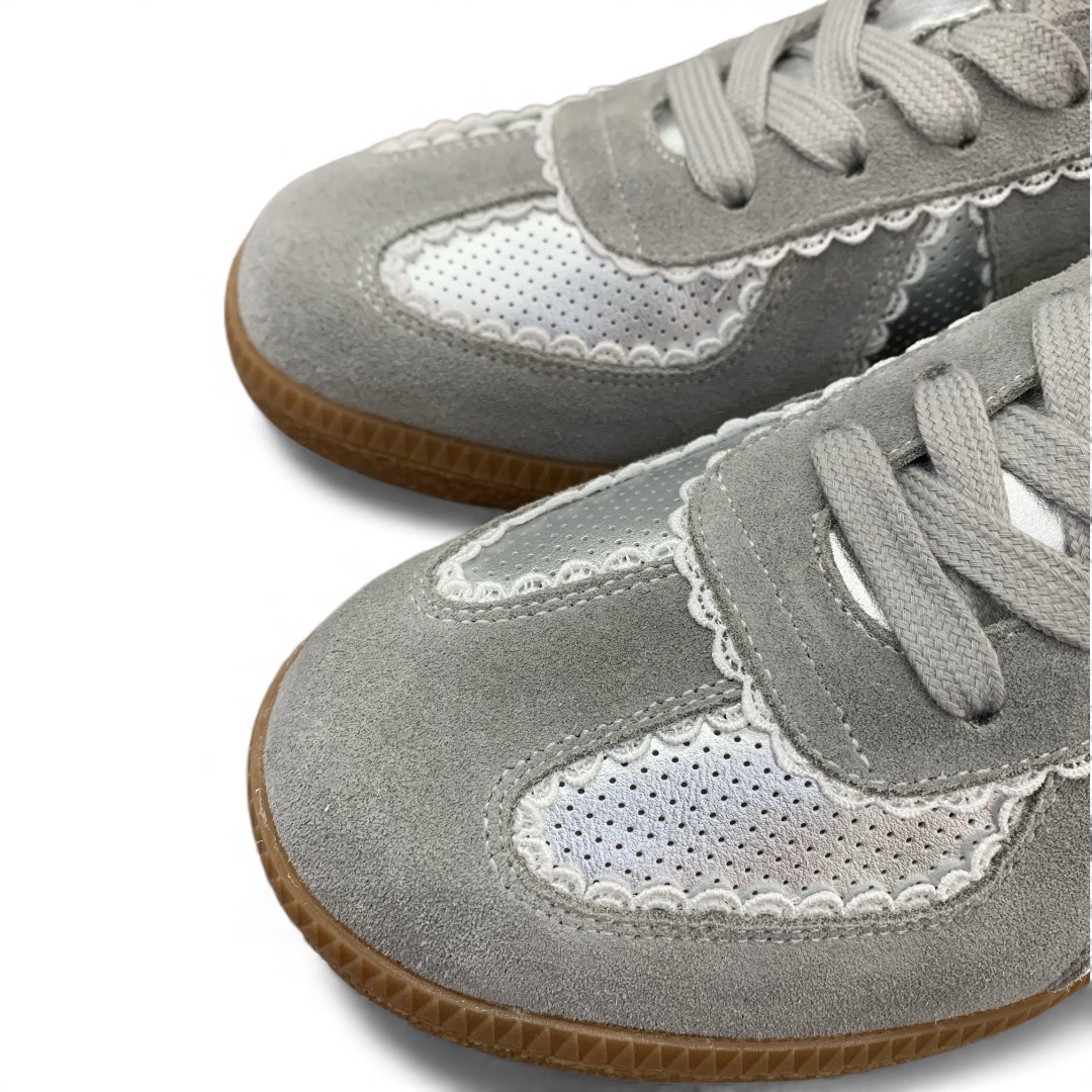 Lace邊板鞋