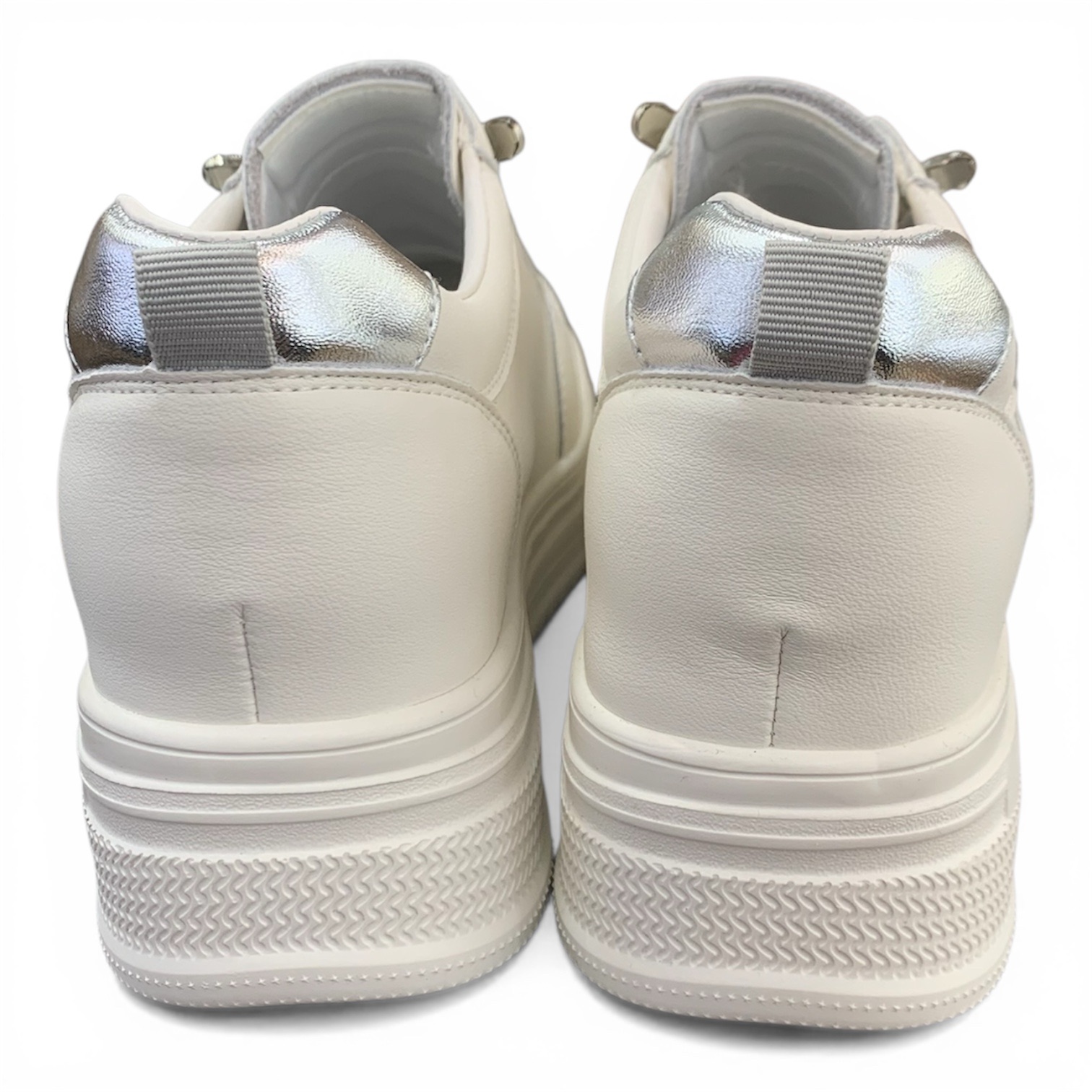 閃邊內增高小白鞋