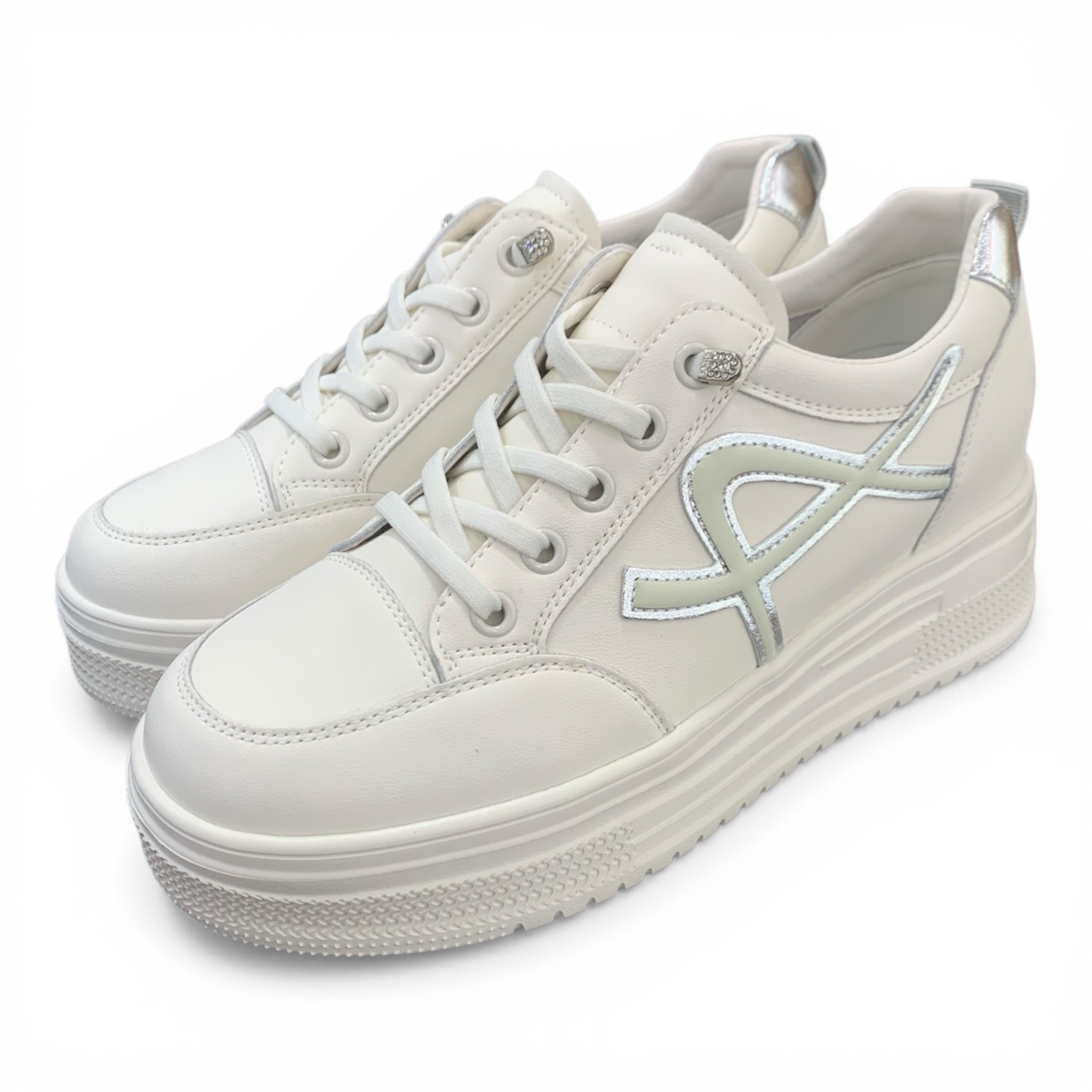 閃邊內增高小白鞋